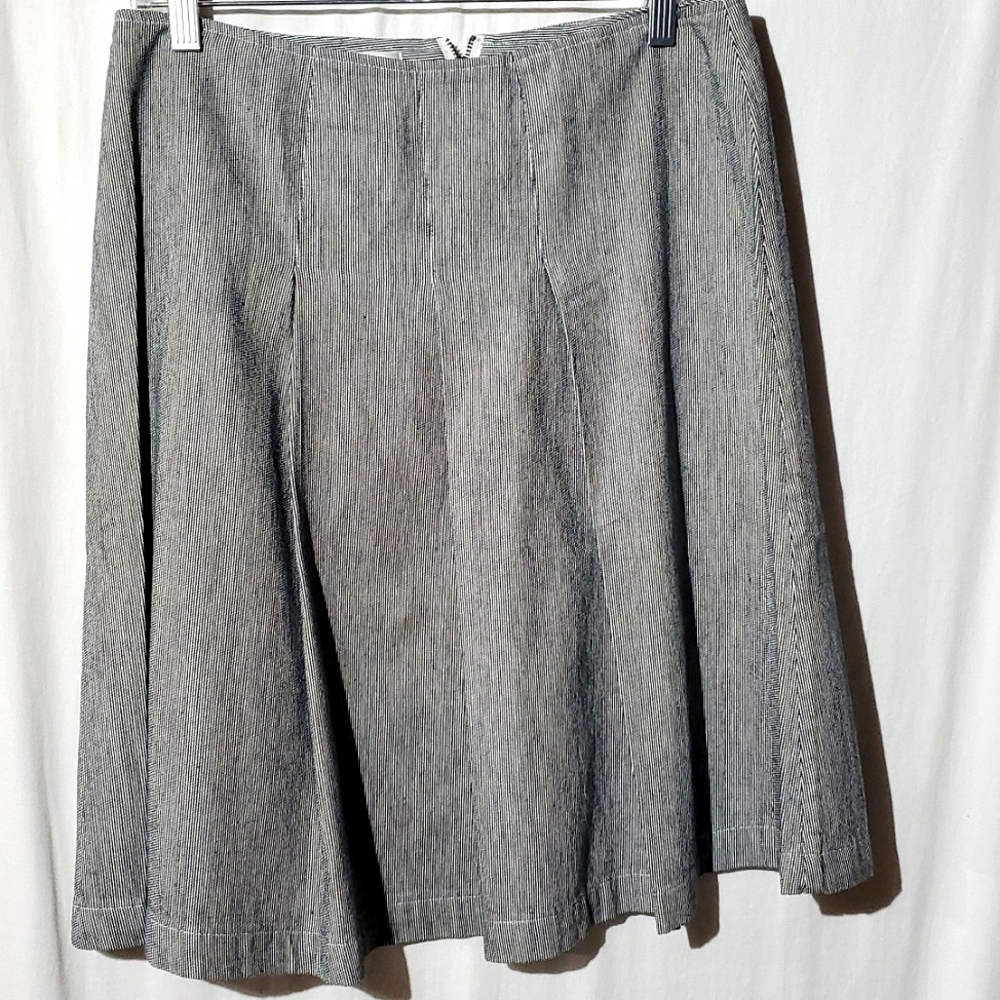 Talbots blue and white woven pleated skirt